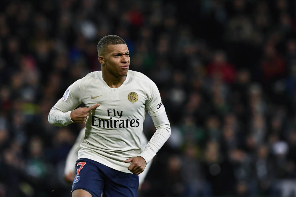 腾盛博药-B授出1012.05万份购股权及211.4万份受限制股份单位